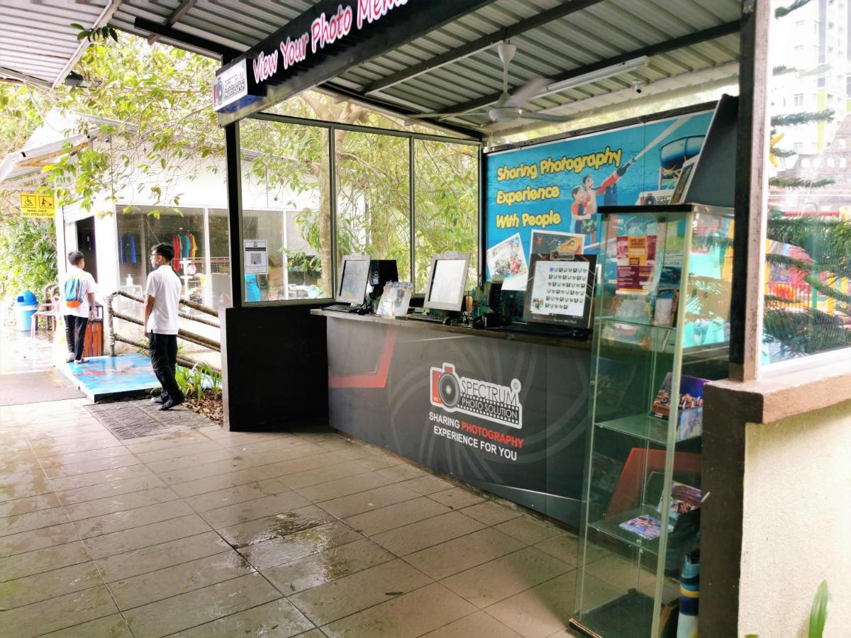B - Lagoon Water Themepark Suite Melaka Town Εξωτερικό φωτογραφία