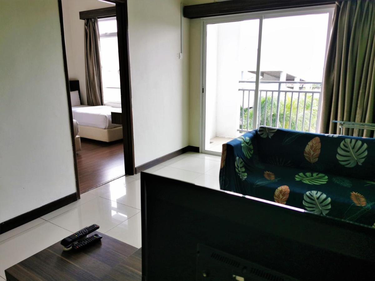B - Lagoon Water Themepark Suite Melaka Town Εξωτερικό φωτογραφία
