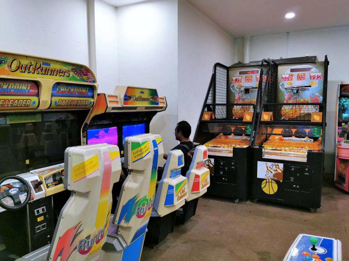 B - Lagoon Water Themepark Suite Melaka Town Εξωτερικό φωτογραφία
