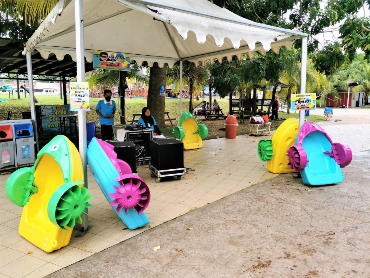 B - Lagoon Water Themepark Suite Melaka Town Εξωτερικό φωτογραφία