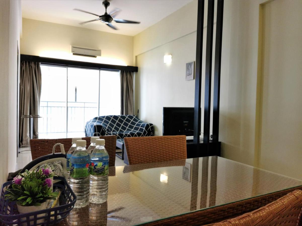 B - Lagoon Water Themepark Suite Melaka Town Εξωτερικό φωτογραφία