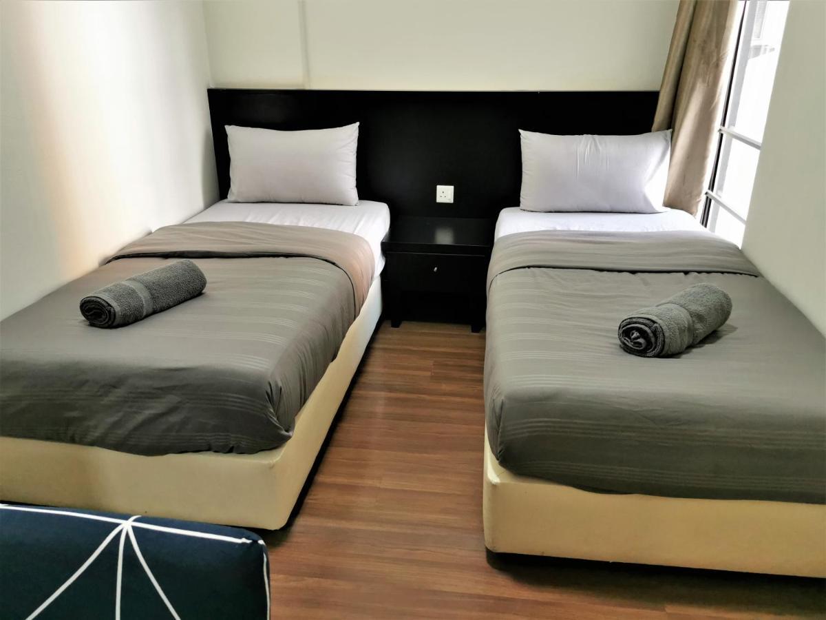 B - Lagoon Water Themepark Suite Melaka Town Εξωτερικό φωτογραφία